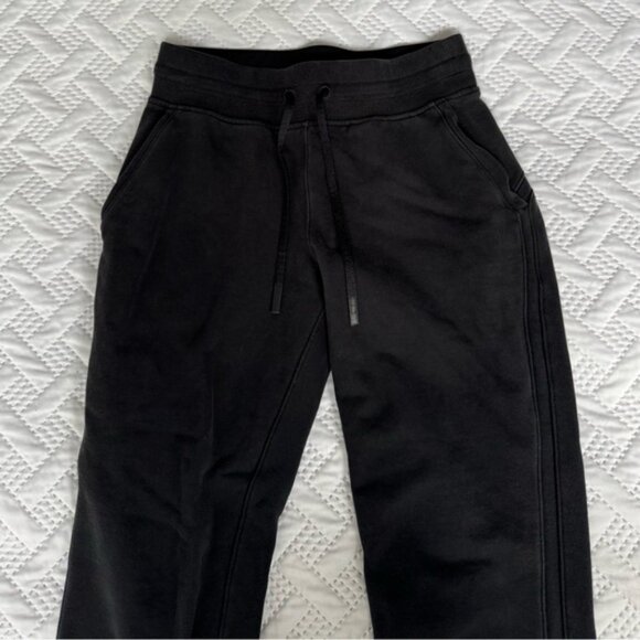 Lululemon Athletica Scuba Black High-Rise 7/8 Jogger Pants Capri Sweats Size 6 - Picture 7 of 15